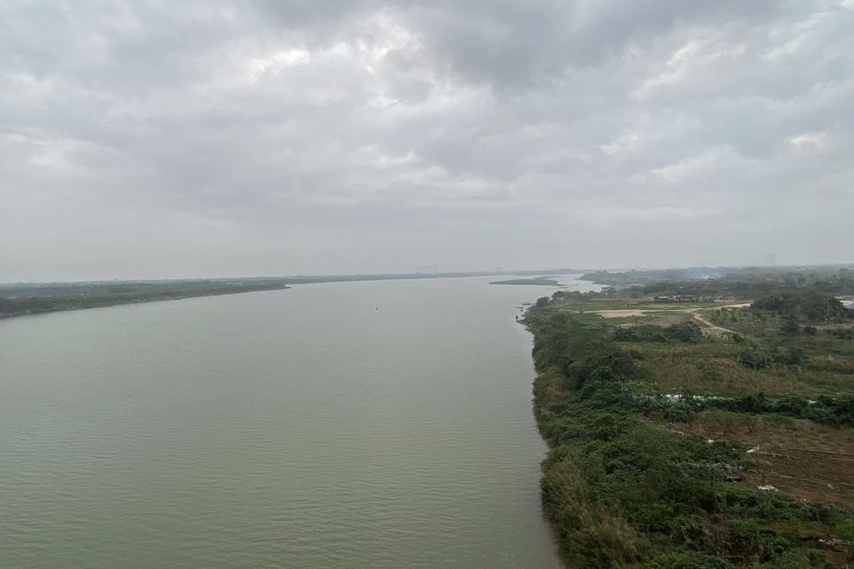 Trong những năm gần đây, Hà Nội đã đưa ra những quyết sách quan trọng về quy hoạch khai thác, bảo vệ nguồn nước, tăng cường quản lý nguồn nước theo lưu hướng chuyển từ "nâu" sang "xanh" và hướng đến phát triển bền vững. (Ảnh: Hùng Nguyễn/Vietnam+)