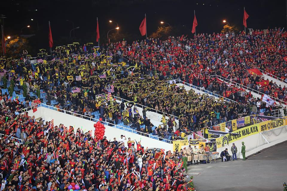 Cổ động viên Malaysia. (Ảnh: Minh Sơn/Vietnam+)