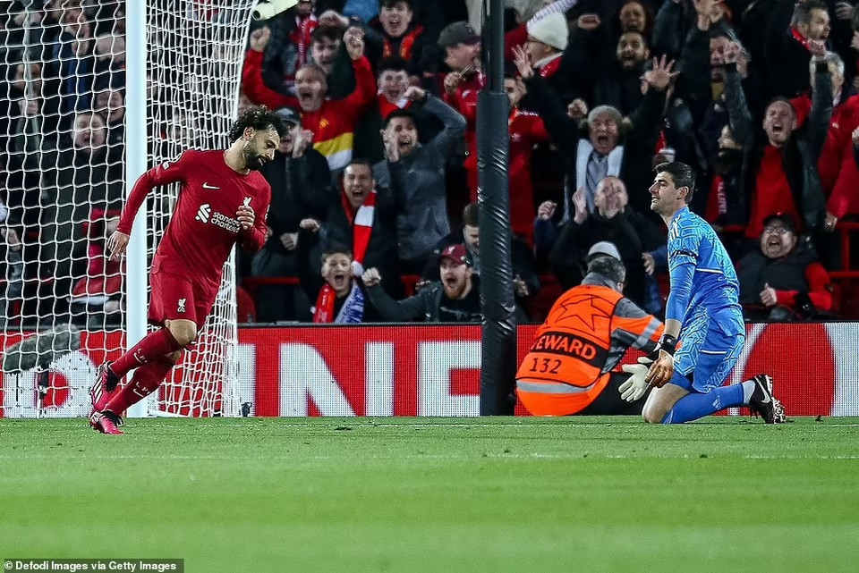 Đến phút 14, Salah nhân đôi cách biệt cho đội chủ nhà và mang đến hy vọng về 1 chiến thắng đậm cho The Ko. (Nguồn: Getty Images)