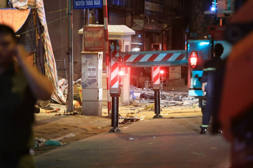 Thông tin ban đầu cho biết có 4 người thương vong. (Ảnh: Thành Đạt/TTXVN)