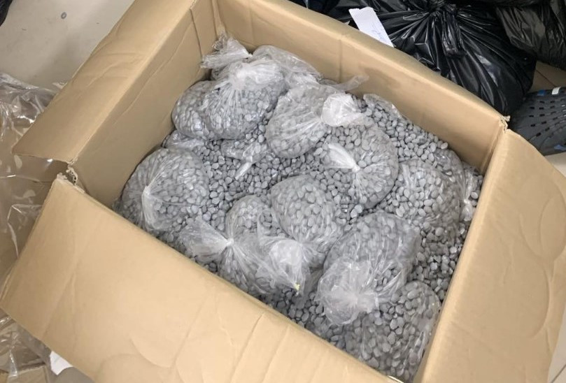 Khối lượng lớn tang vật thu được. (Ảnh: Vietnam+)