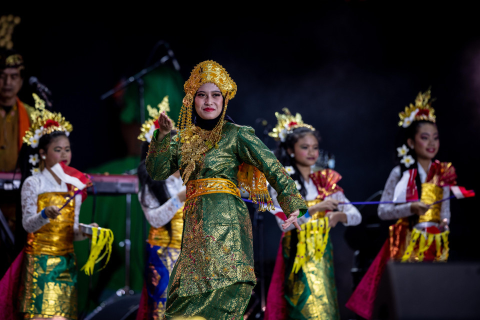 Chương trình nghệ thuật do Việt Nam khởi xướng và điều phối, nhận được sự ủng hộ và tham gia nhiệt tình của các nước bạn.