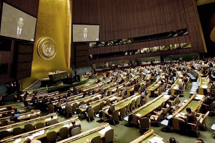 Thủ tướng Nguyễn Tấn Dũng phát biểu tại phiên thảo luận cấp cao chung Khoá họp thường niên lần thứ 62 Đại hội đồng Liên hợp quốc, tại New York (Mỹ), ngày 28/9/2007. (Ảnh: Đức Tám/TTXVN)