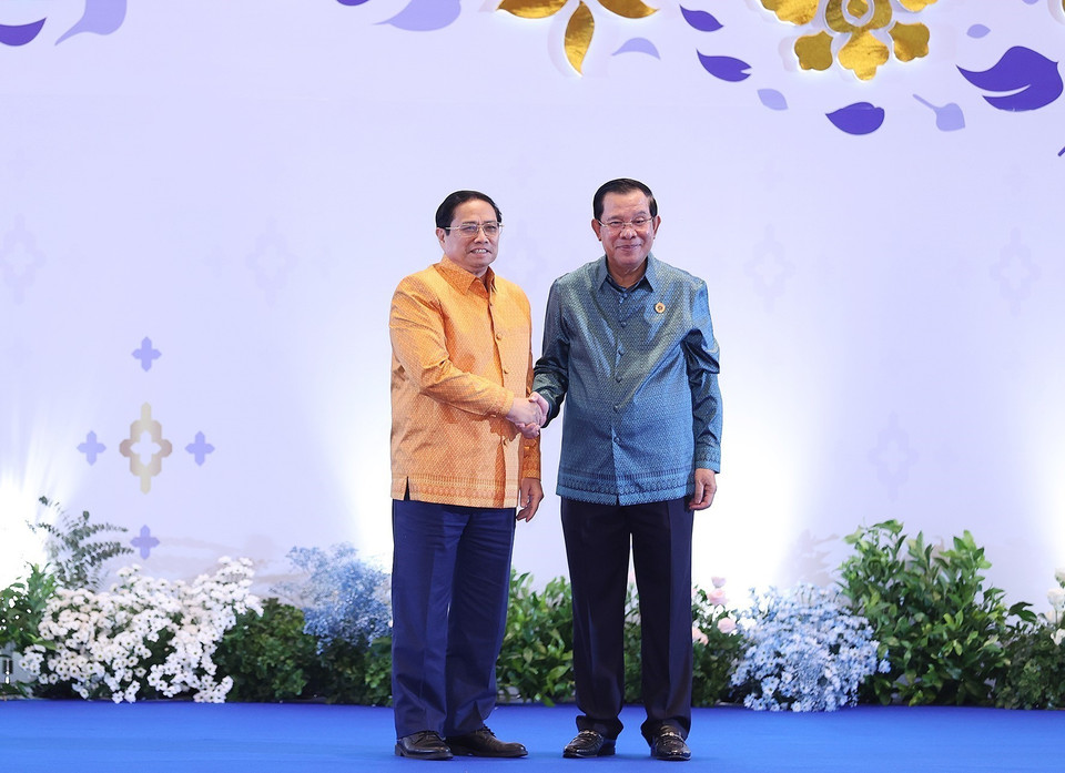  Tối 12/11, Thủ tướng Phạm Minh Chính và các trưởng đoàn tham dự Gala Dinner do Thủ tướng Campuchia, Chủ tịch ASEAN 2022 Samdech Techo Hun Sen chủ trì. (Ảnh: Dương Giang/TTXVN)