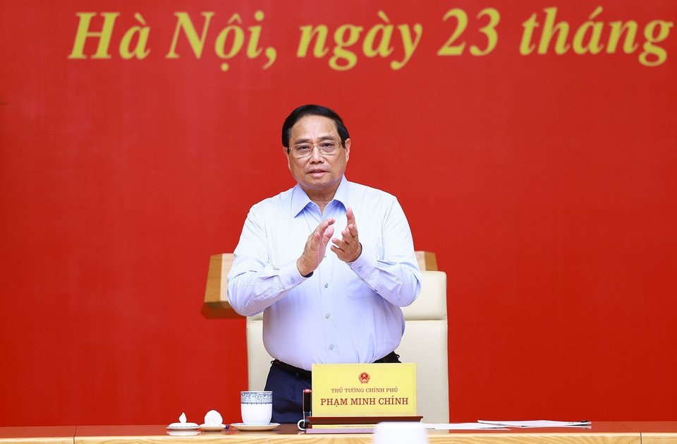 Thủ tướng Phạm Minh Chính chủ trì Phiên họp thứ ba Tiểu ban Kinh tế-Xã hội Đại hội XIV. (Ảnh: Dương Giang/TTXVN)