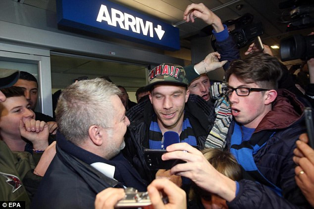 ... để chuẩn bị gia nhập Inter.