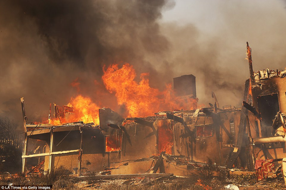 Thống đốc bang California Jerry Brown đã tuyên bố tình trạng khẩn cấp. (Nguồn: Getty)
