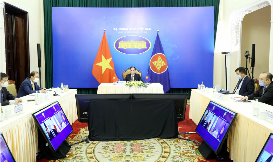 Quang cảnh hội nghị tại đầu cầu Hà Nội. (Ảnh: Phạm Kiên/TTXVN)