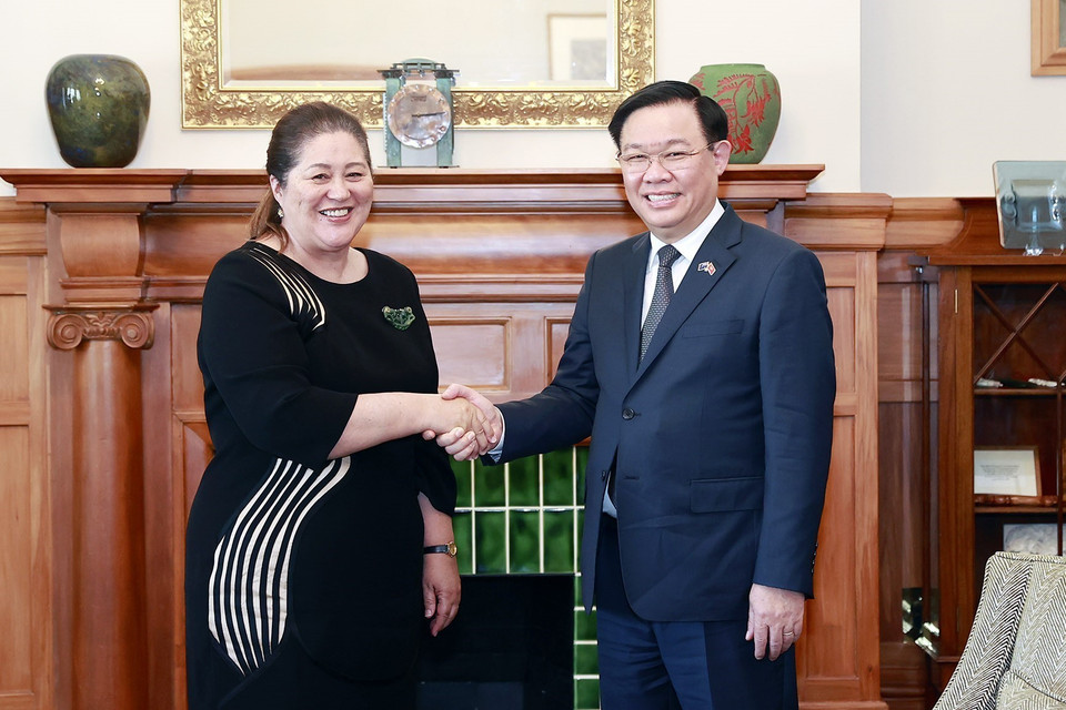 Chủ tịch Quốc hội Vương Đình Huệ hội kiến Toàn quyền New Zealand Dame Cindy Kiro. (Ảnh: Doãn Tấn/TTXVN)