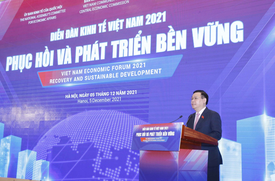 Chủ tịch Quốc hội Vương Đình Huệ phát biểu tại buổi lễ. (Ảnh: Doãn Tấn/TTXVN)