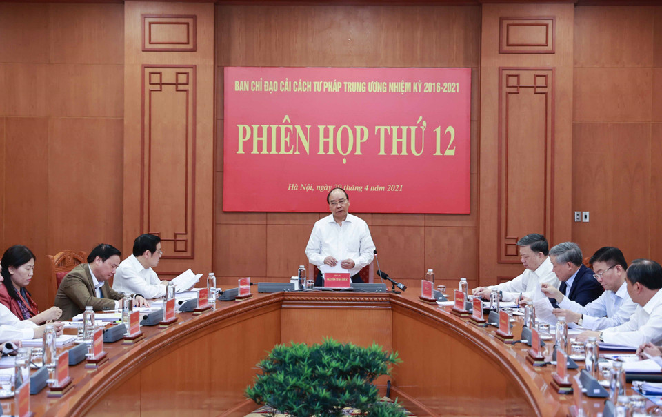 Chủ tịch nước Nguyễn Xuân Phúc, Trưởng Ban Chỉ đạo Cải cách Tư pháp Trung ương phát biểu. (Ảnh: Thống Nhất/TTXVN)