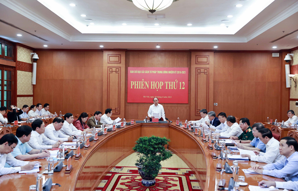 Chủ tịch nước Nguyễn Xuân Phúc, Trưởng Ban Chỉ đạo Cải cách Tư pháp Trung ương phát biểu. (Ảnh: Thống Nhất/TTXVN)