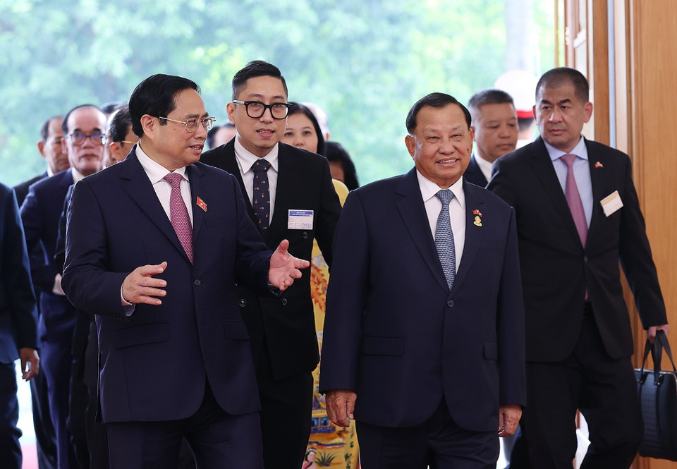 Thủ tướng Phạm Minh Chính tiếp Chủ tịch Thượng viện Campuchia Samdech Say Chhum. (Ảnh: Dương Giang/TTXVN)