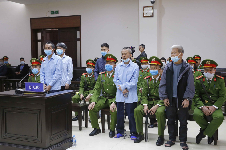 Các bị cáo tại phiên xét xử. (Ảnh: Doãn Tấn/TTXVN)