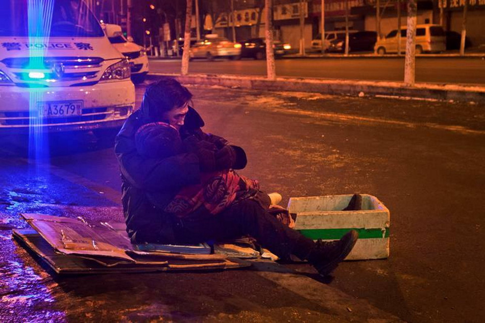 Nhiệt độ ngày hôm đó tại thành phố Thẩm Dương, thủ phủ tỉnh Liêu Ninh, Trung Quốc xuống tới -24 độ C. (Nguồn: CCTVNews)