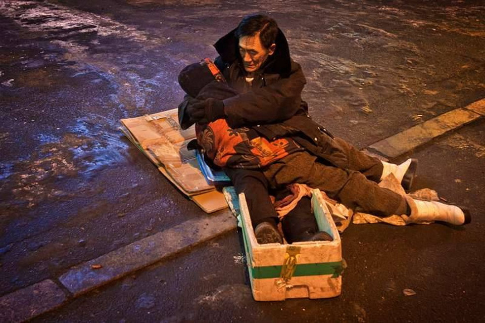 Nhiều cư dân mạng đã ca ngợi tình yêu của đôi vợ chồng của ông He và 'mong hai ông ba sẽ được gặp lại nhau trong kiếp sau.' (Nguồn: CCTVNews)