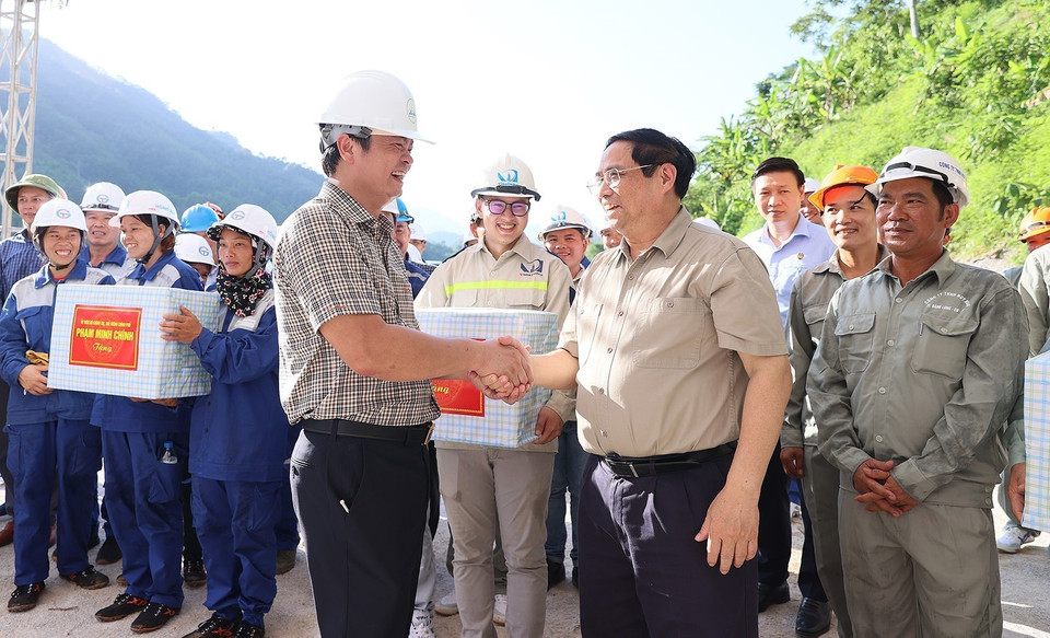 Riêng đoạn tuyến hồ Ba Bể-Na Hang, Tuyên Quang chiều dài 37km, đang hoàn tất chuẩn bị đầu tư, dự kiến khởi công trong tháng 12/2023, .(Ảnh: Dương Giang/TTXVN)