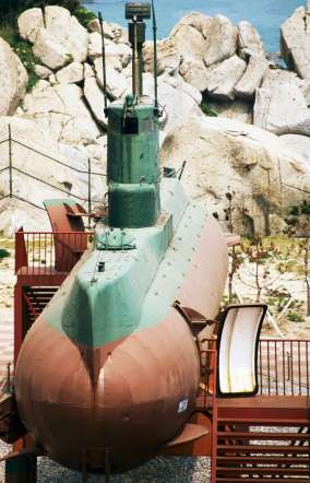  Có đội tàu ngầm lớn nhất thế giới: Triều Tiên có đội tàu ngầm lớn nhất thế giới