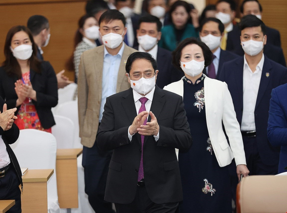  Thủ tướng Phạm Minh Chính đến dự Hội nghị trực tuyến toàn quốc tổng kết công tác năm 2021 và triển khai nhiệm vụ năm 2022 của ngành nội vụ. (Ảnh: Dương Giang/TTXVN)