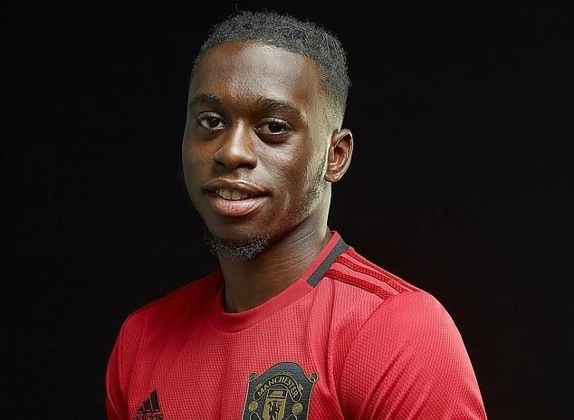 Aaron Wan-Bissaka (55 triệu euro, Crystal Palace sang Manchester United)