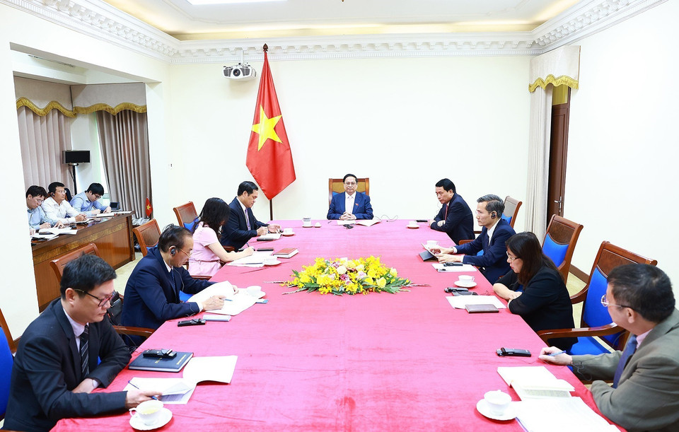 Thủ tướng Phạm Minh Chính điện đàm với Thủ tướng Hà Lan Mark Rutte. (Ảnh: Dương Giang/TTXVN)