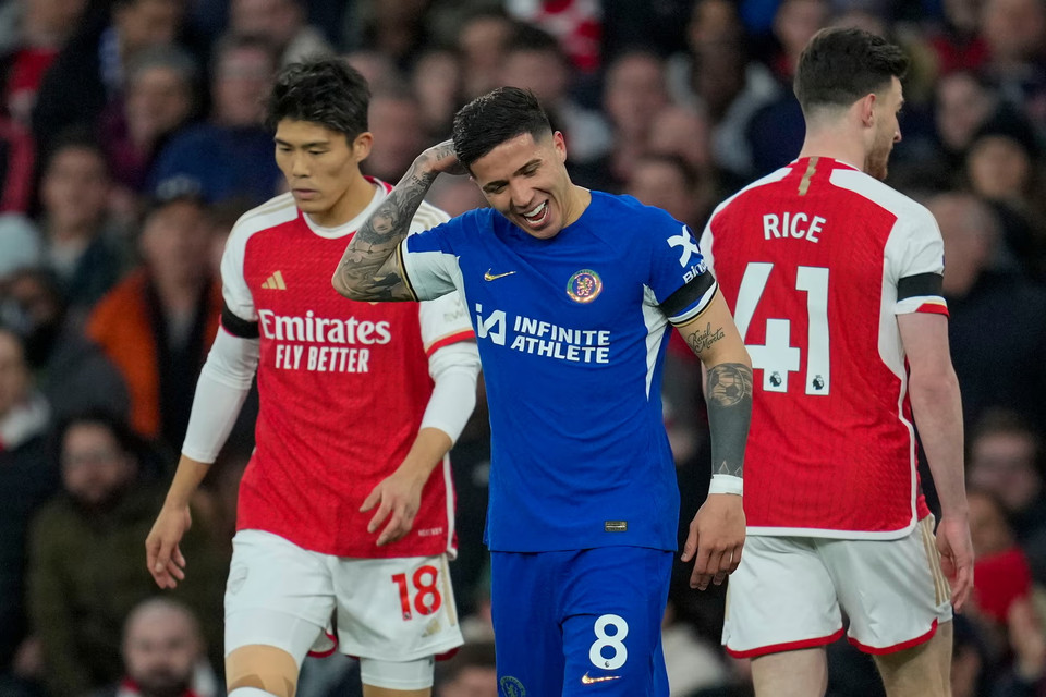 Bàn thắng sớm giúp Arsenal thi đấu thoải mái hơn và tạo ra nhiều pha bóng đáng chú ý. (Nguồn: AP)