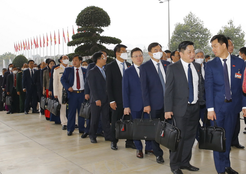  Đoàn đại biểu Khối các cơ quan Trung ương đến dự Đại hội, sáng 28/1. (Ảnh: TTXVN)