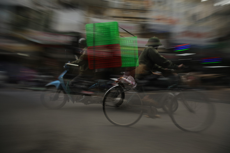 Giải Nhì chủ đề Vất vả ngược xuôi.