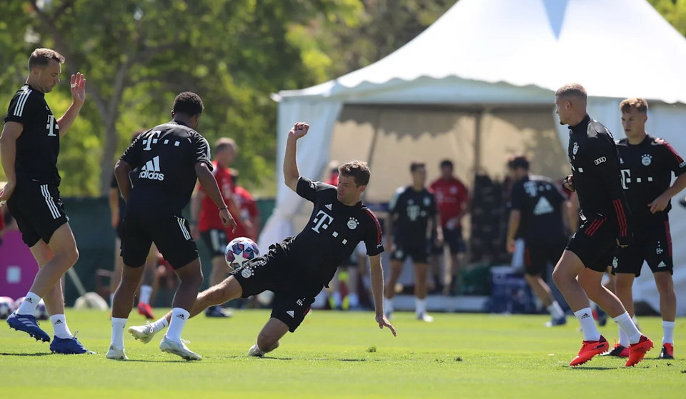 Trước đó, Mueller đã san bằng kỷ lục với cựu ngôi sao Philipp Lahm để trở thành cầu thủ Đức thi đấu nhiều trận nhất tại Champions League (112 trận). (Nguồn: FcBayern)