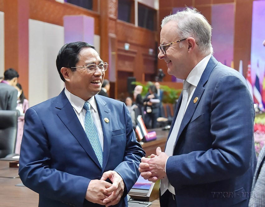 Thủ tướng Phạm Minh Chính trao đổi với Thủ tướng Australia Anthony Albanese tại Hội nghị Cấp cao ASEAN - Australia lần thứ 3, tại Jakarta, Indonesia (7/9/2023). (Ảnh: Dương Giang/TTXVN)