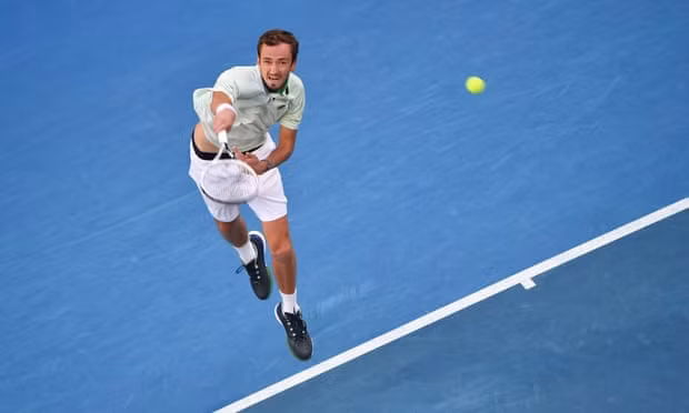 Tuy nhiên, Medvedev cũng thi đấu rất bản lĩnh. (Nguồn: Getty Images)