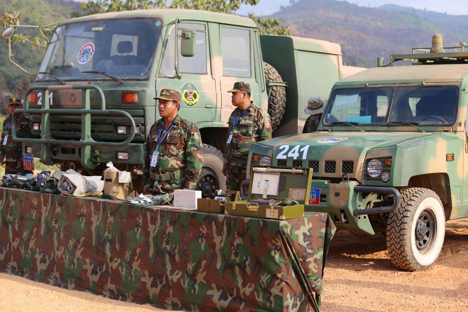 Các trang thiết bị công binh của Campuchia tại cuộc tập trận. (Nguồn: Nhóm phóng viên CQTT TTXVN tại Campuchia)