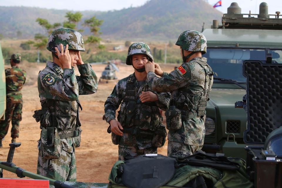 Các binh sỹ Trung Quốc tham gia tập trận. (Nguồn: Nhóm phóng viên CQTT TTXVN tại Campuchia)