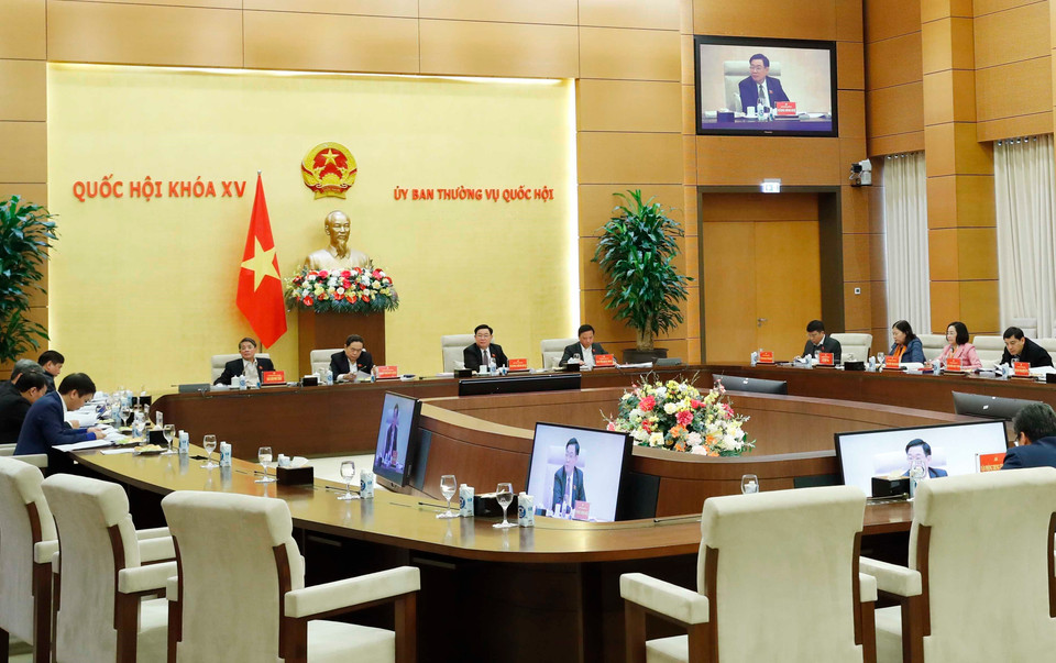 Quang cảnh phiên họp của Đảng đoàn Quốc hội để cho ý kiến về công tác thi đua-khen thưởng. (Ảnh: Nhan Sáng/TTXVN)