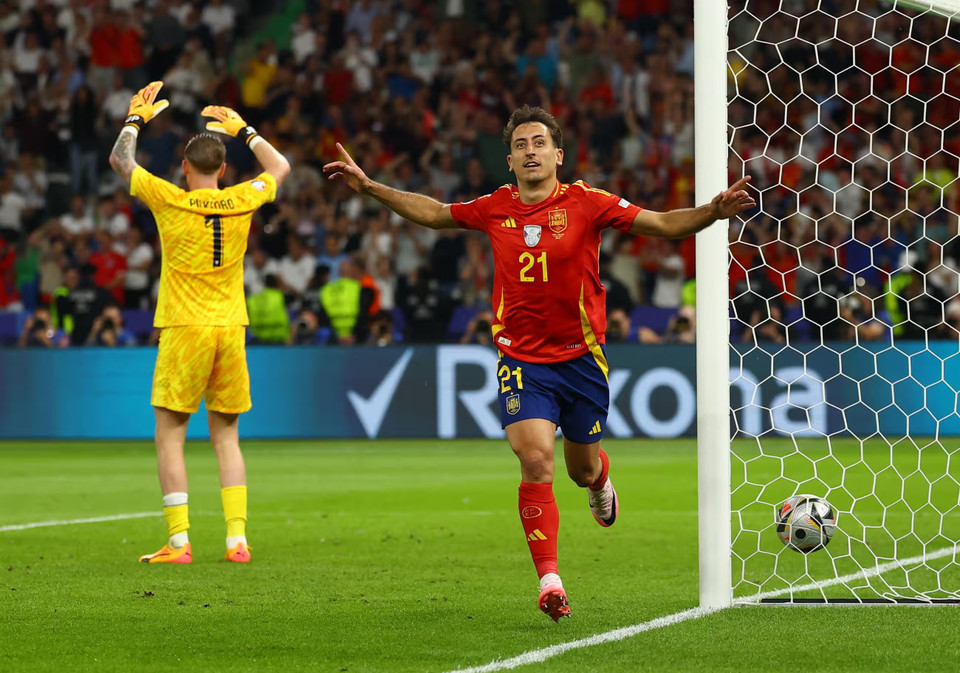 Mikel Oyarzabal ấn định chiến thắng cho Tây Ban Nha ở chung kết EURO 2024. (Nguồn: Reuters)