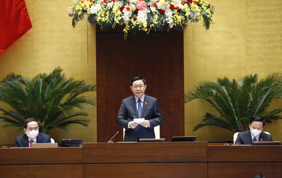 Hình ảnh Chủ tịch Quốc hội Vương Đình Huệ phát biểu tại phiên chất vấn. (Ảnh: Doãn Tấn/TTXVN) 