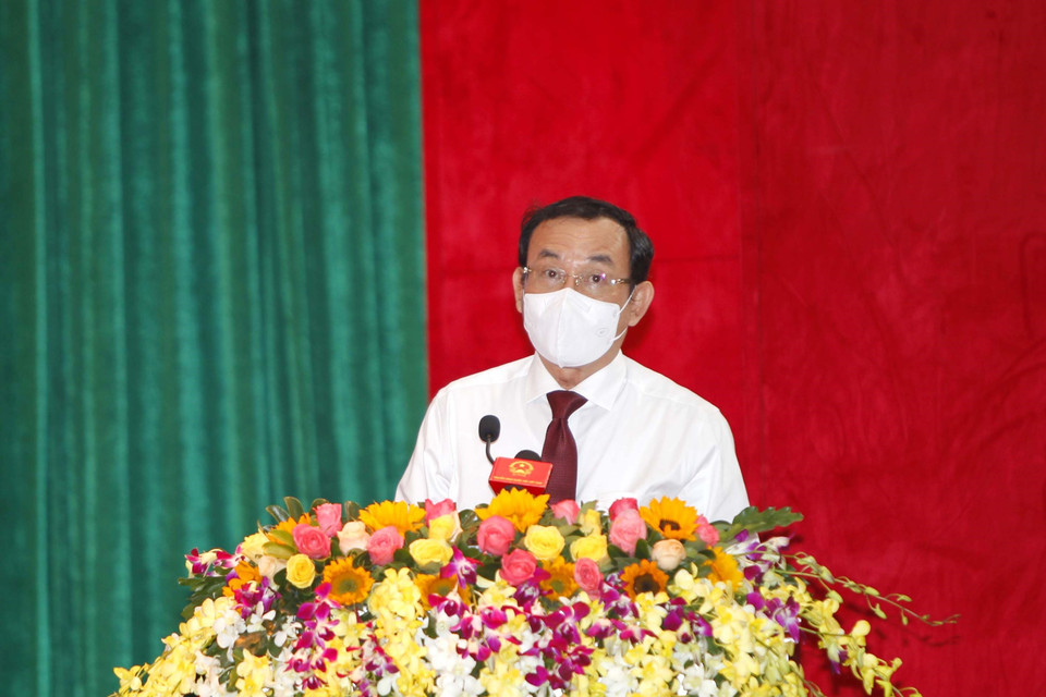 Bí thư Thành ủy TP Hồ Chí Minh Nguyễn Văn Nên phát biểu tại hội nghị. (Ảnh: Thanh Vũ/TTXVN)