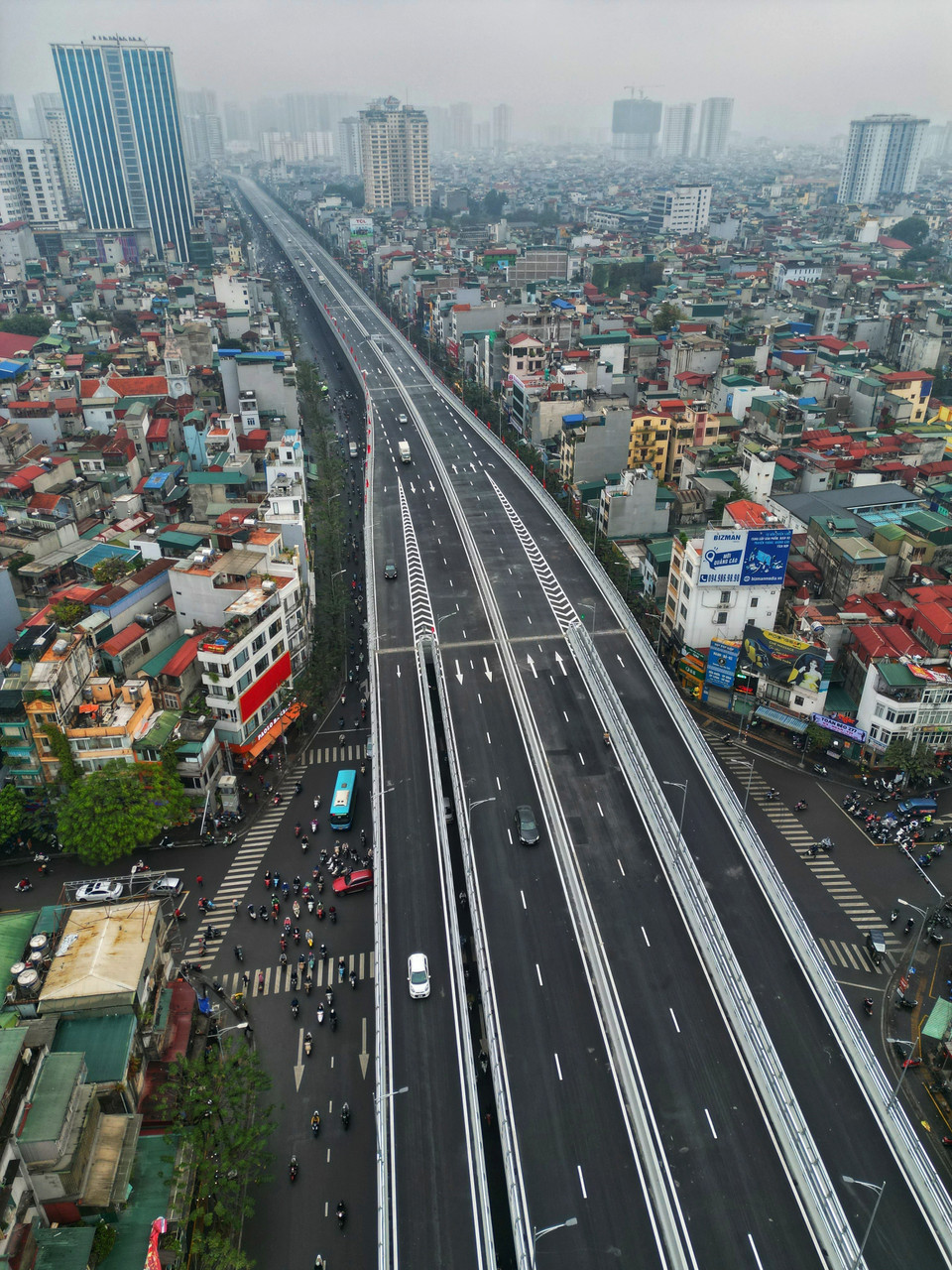 Đường Vành đai 2 trên cao thông xe sáng 11/1. (Ảnh: Tuấn Anh/TTXVN)