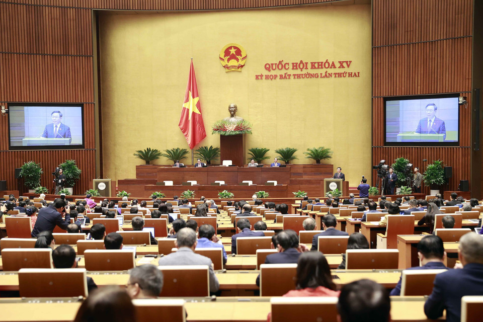 Chủ tịch Quốc hội Vương Đình Huệ phát biểu bế mạc Kỳ họp.(Ảnh: Doãn Tấn/TTXVN)