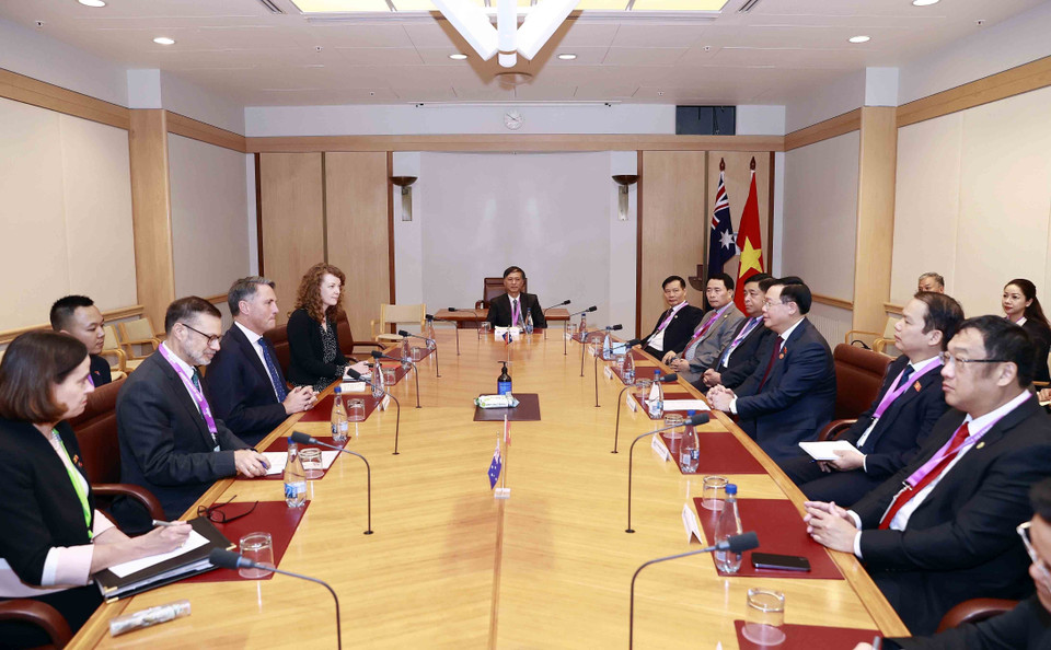 Trong chương trình thăm chính thức Australia, chiều 30/11/2022 (theo giờ địa phương), thủ đô Canberra, Chủ tịch Quốc hội Vương Đình Huệ tiếp Nghị sỹ Richard Marles, Phó Thủ tướng, Bộ trưởng Bộ Quốc phòng Australia. (Ảnh: Doãn Tấn/TTXVN)