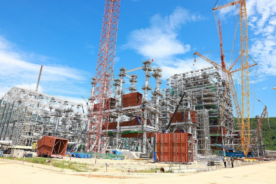 Công trường thi công Nhà máy Nhiệt điện Quảng Trạch 1 (xã Quảng Đông, huyện Quảng Trạch). (Ảnh: Dương Giang/TTXVN)