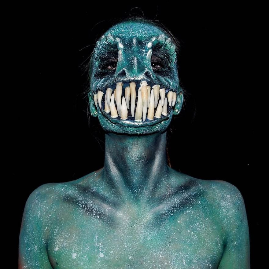 Sở thích này của cô đến từ loạt phim Cướp biển vùng Caribe và X-Men, và cô luôn mơ ước xây dựng được một nhân vật riêng cho chính mình. (Nguồn: Sputnik)