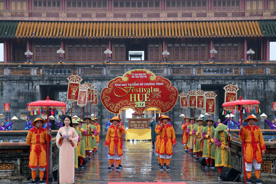 Khai mạc và công bố chương trình Festival Huế 2023 với chủ đề 'Di sản Văn hoá với hội nhập và phát triển.' (Ảnh: Đỗ Trưởng/TTXVN)