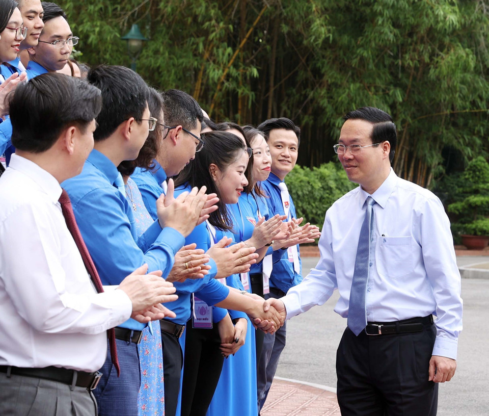 Hình ảnh Chủ tịch nước Võ Văn Thưởng với các đại biểu. (Ảnh: Thống Nhất/TTXVN)