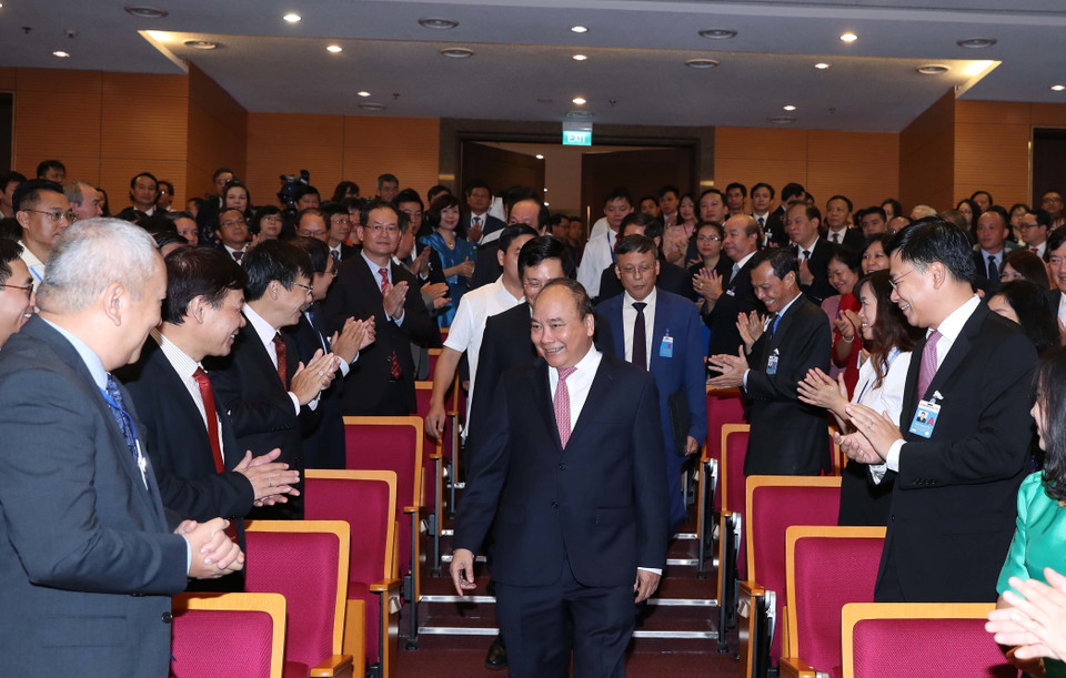  Thủ tướng Nguyễn Xuân Phúc và các đại biểu tại hội nghị. (Ảnh: Thống Nhất/TTXVN)