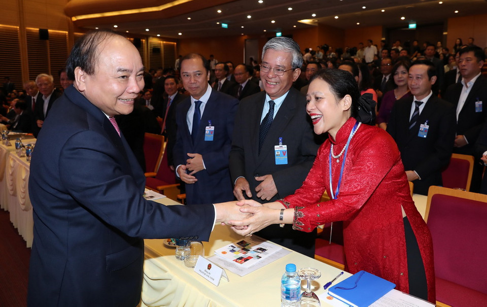  Thủ tướng Nguyễn Xuân Phúc và các đại biểu tại hội nghị. (Ảnh: Thống Nhất/TTXVN)