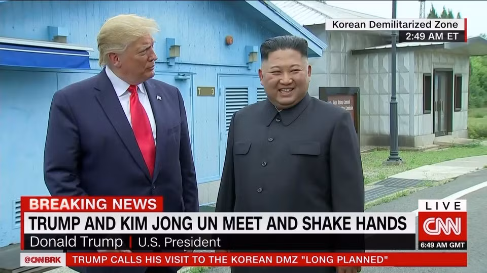 Tổng thống Mỹ Donald Trump và nhà lãnh đạo Triều Tiên Kim Jong-un