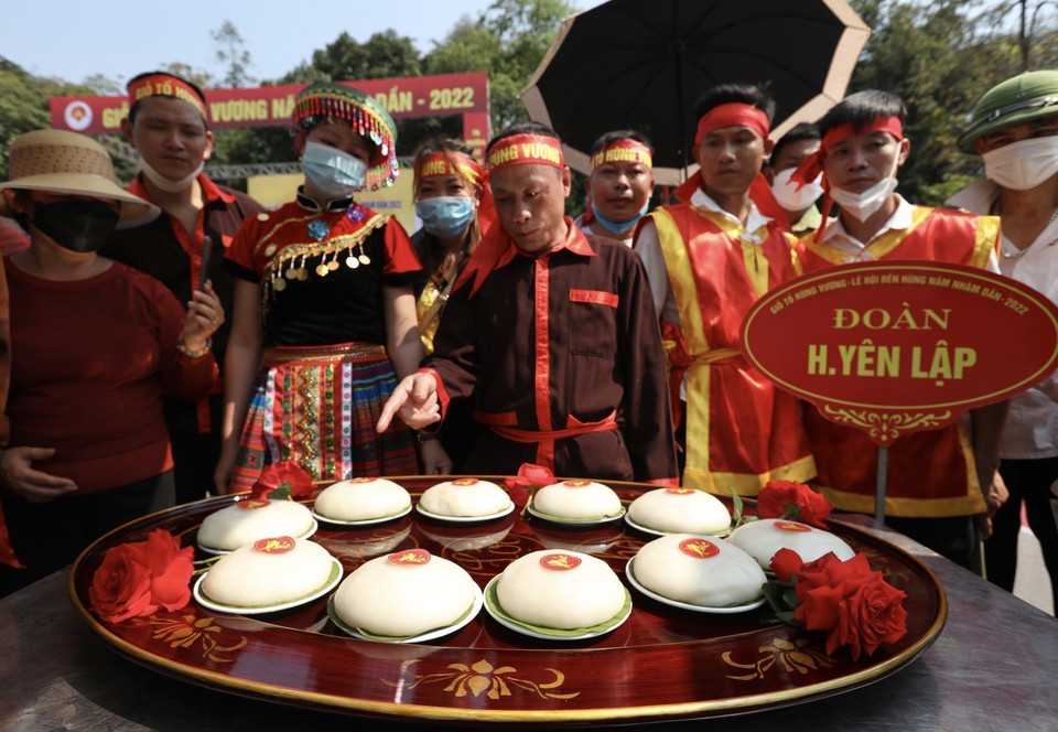 Sản phẩm bánh giầy của huyện Yên Lập sau khi hoàn thành. (Ảnh: Minh Quyết/TTXVN)