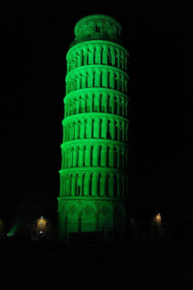 Tháp nghiêng Pisa ở Italy. (Nguồn: news.yahoo.com)