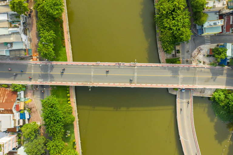 Khung cảnh vắng vẻ tại Thành phố Hồ Chí Minh trong thời gian thực hiện Chỉ thị 16. (Ảnh: Ngô Trần Hải An/Vietnam+)